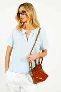 You added <b><u>BD Flowy Short Sleeve Pullover in Clear Water</u></b> to your cart.
