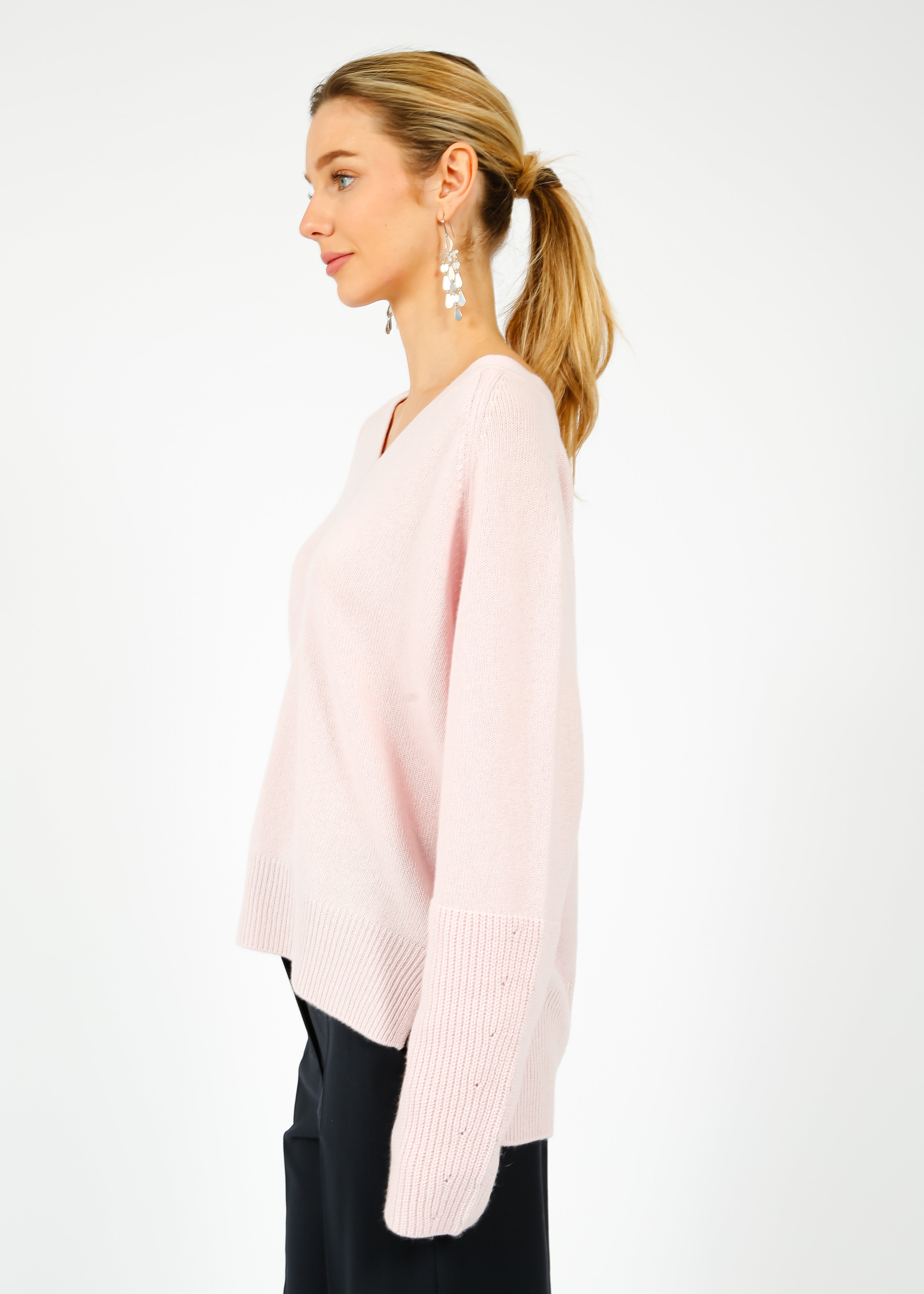 VK Ava V Neck Knit in Worship Pink