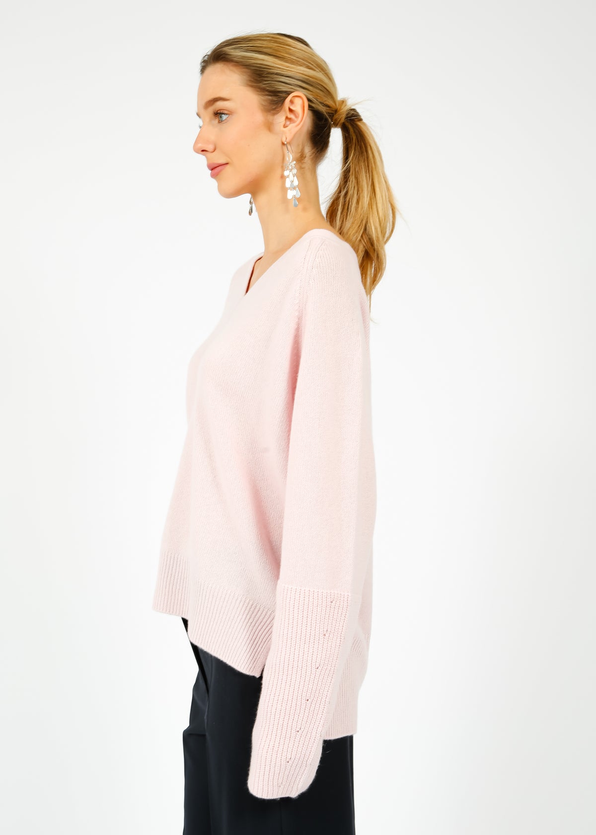 VK Ava V Neck Knit in Worship Pink