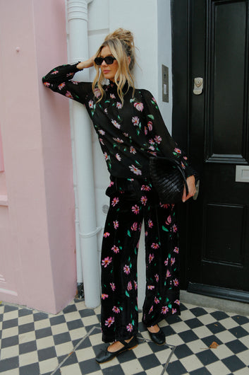 Primrose Park Kylie Trousers in Blurred Floral