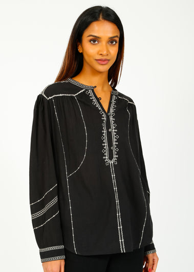 IM Pelson Top in Black