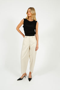 You added <b><u>5A7 Lenore Top in Black</u></b> to your cart.