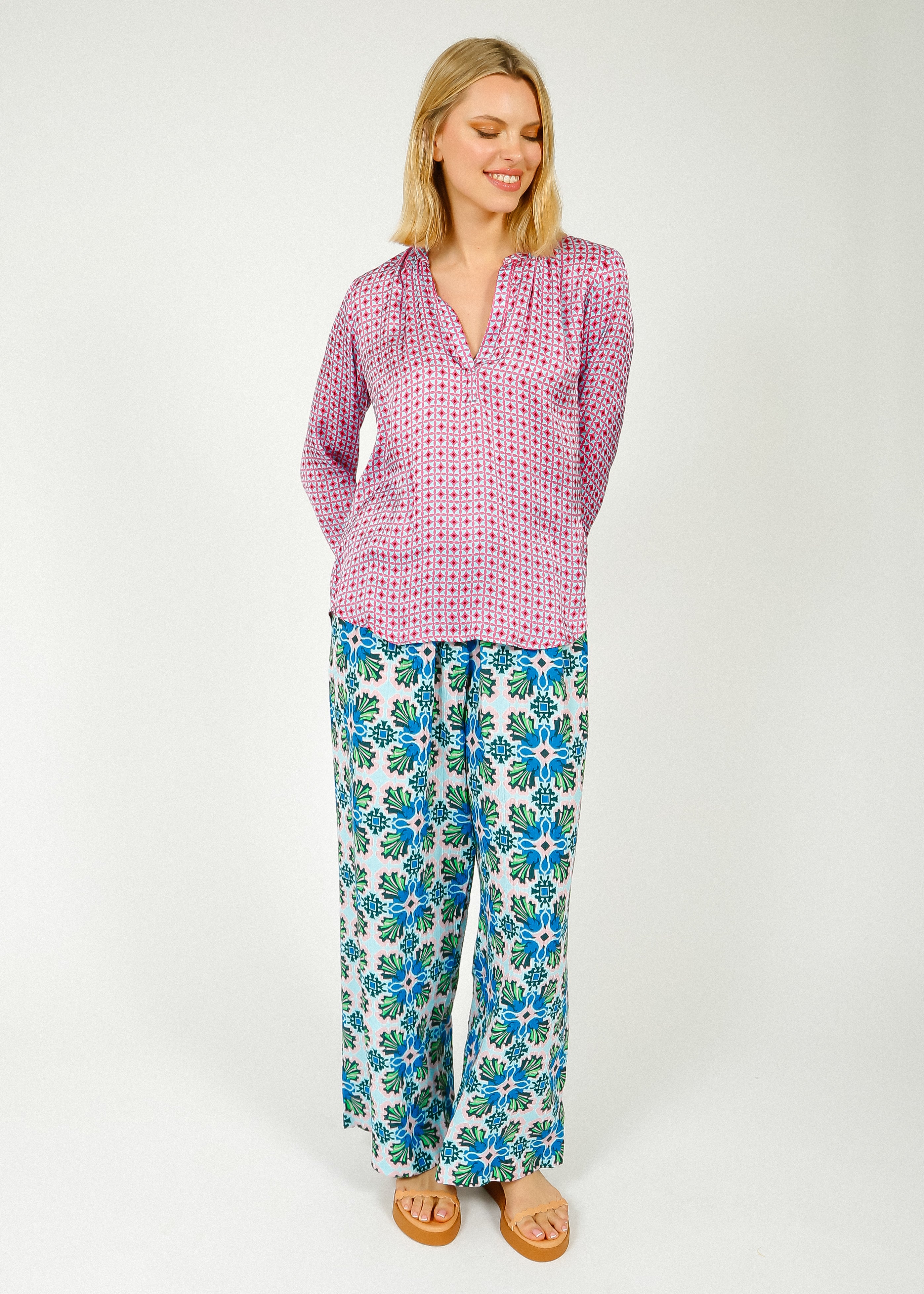 PPL Sandy Open Shirt in Tile 02 Red, Blue