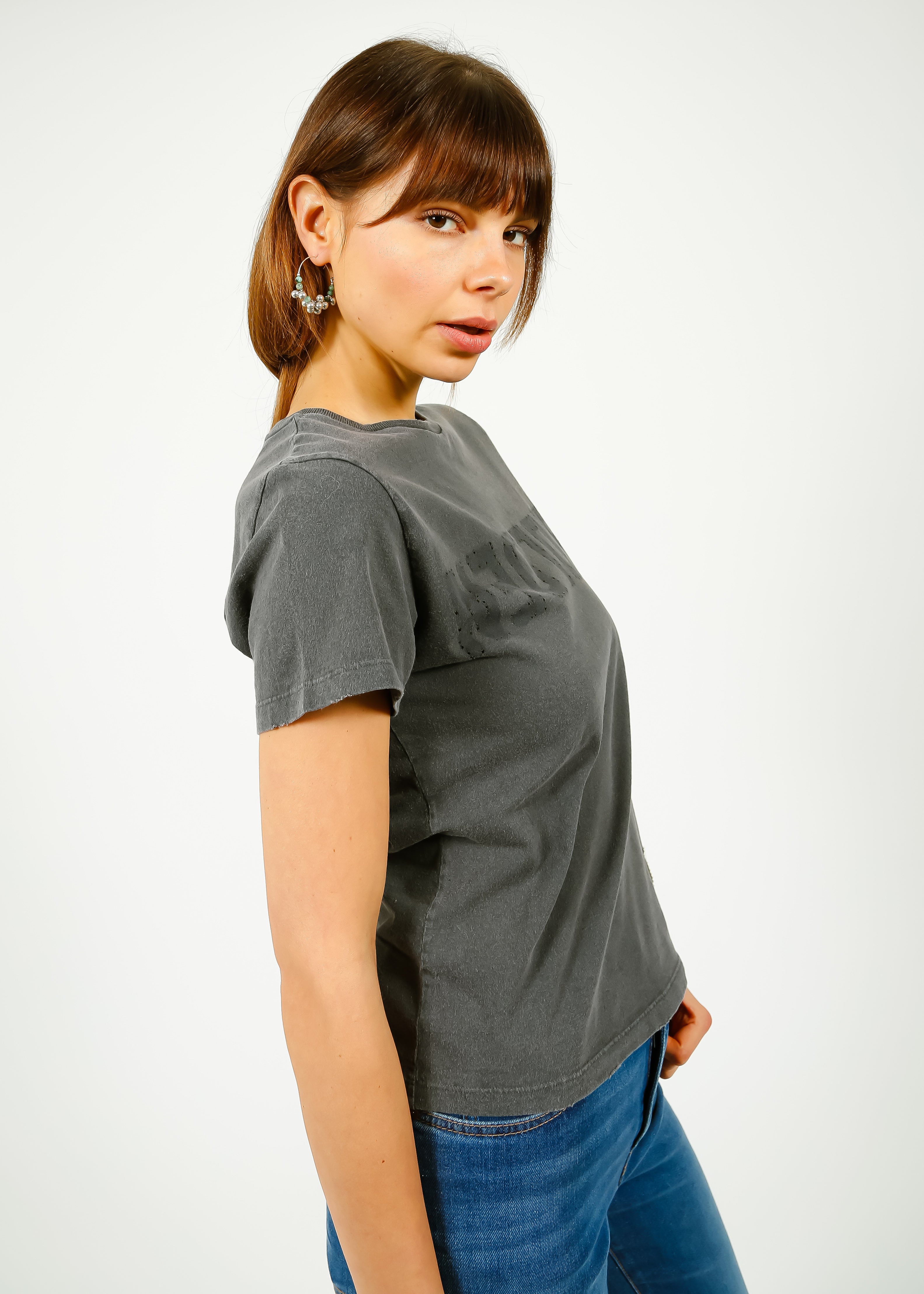 GG Distressed Slim Tee in Anthracite