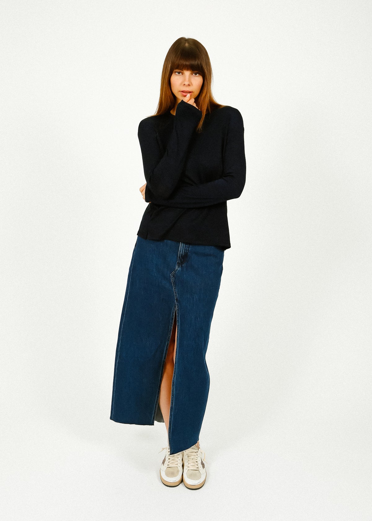 R&B The Knit LS in Navy, Black Stripe
