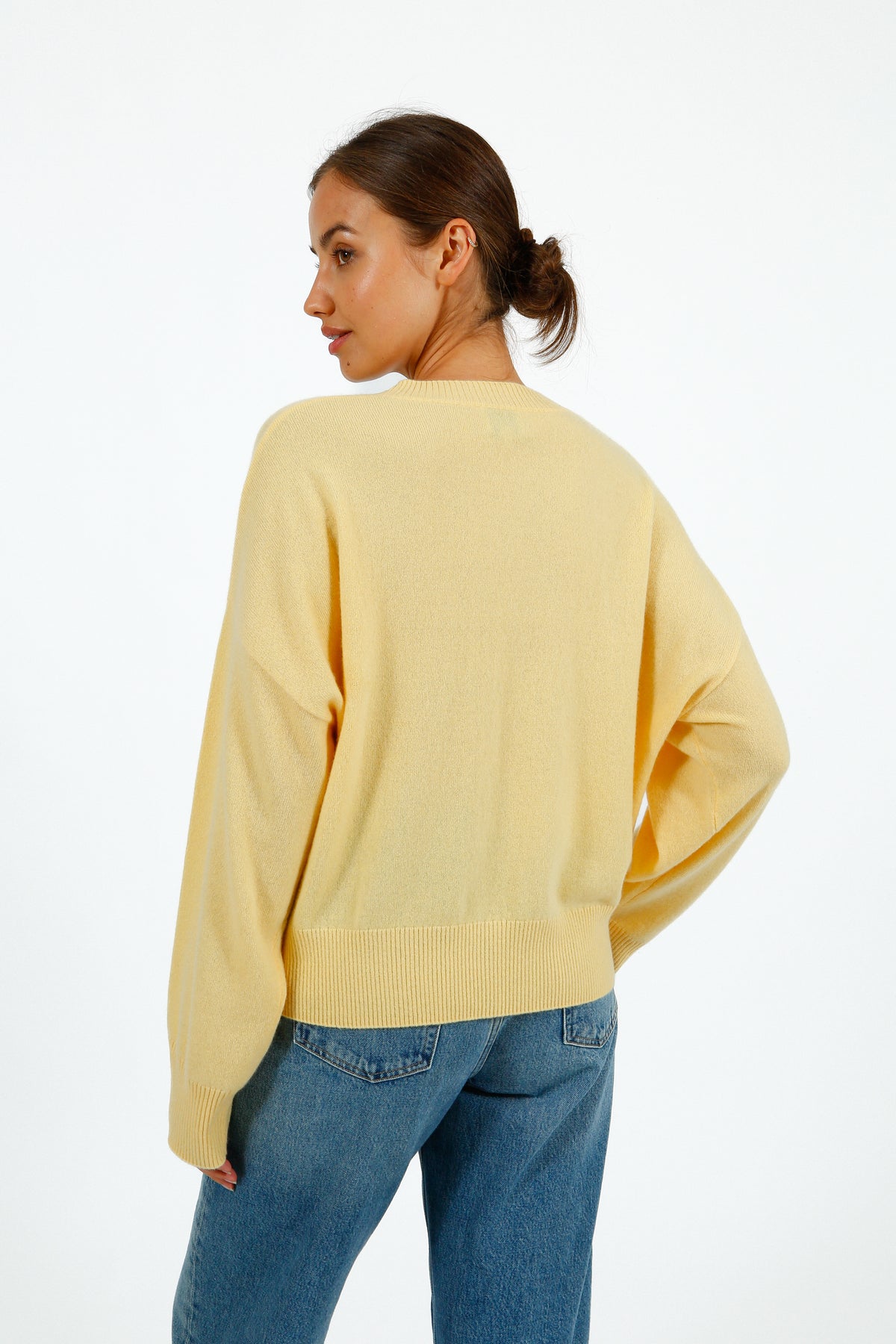 PARK Cashmere Boyfriend Jumper in Buttercream