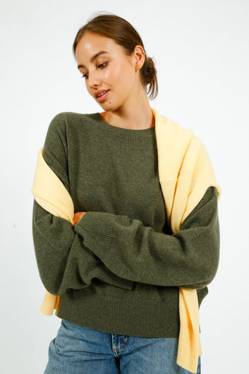 PARK Cashmere Boyfriend Jumper in Khaki