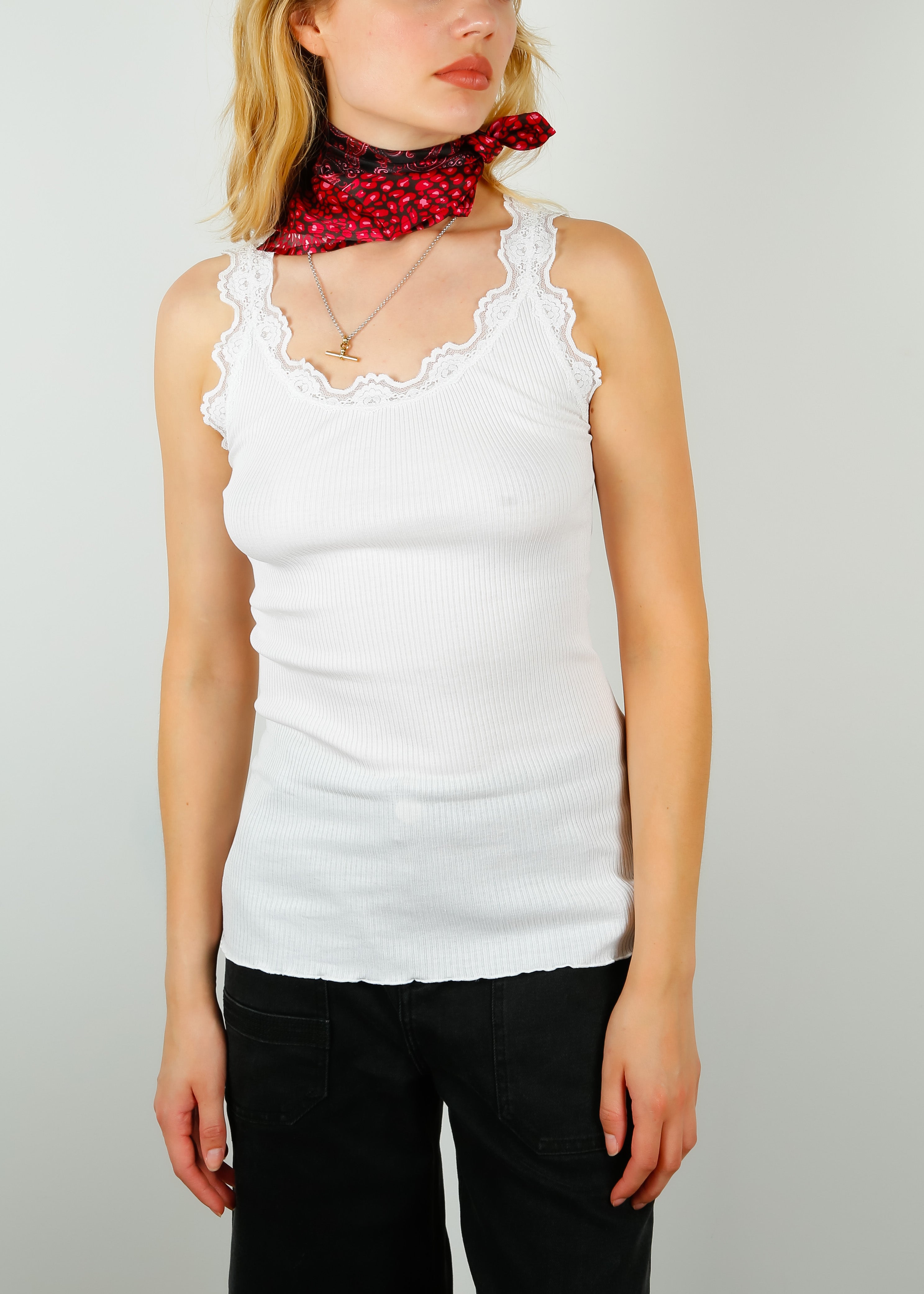 ROSEMUNDE Babette in white