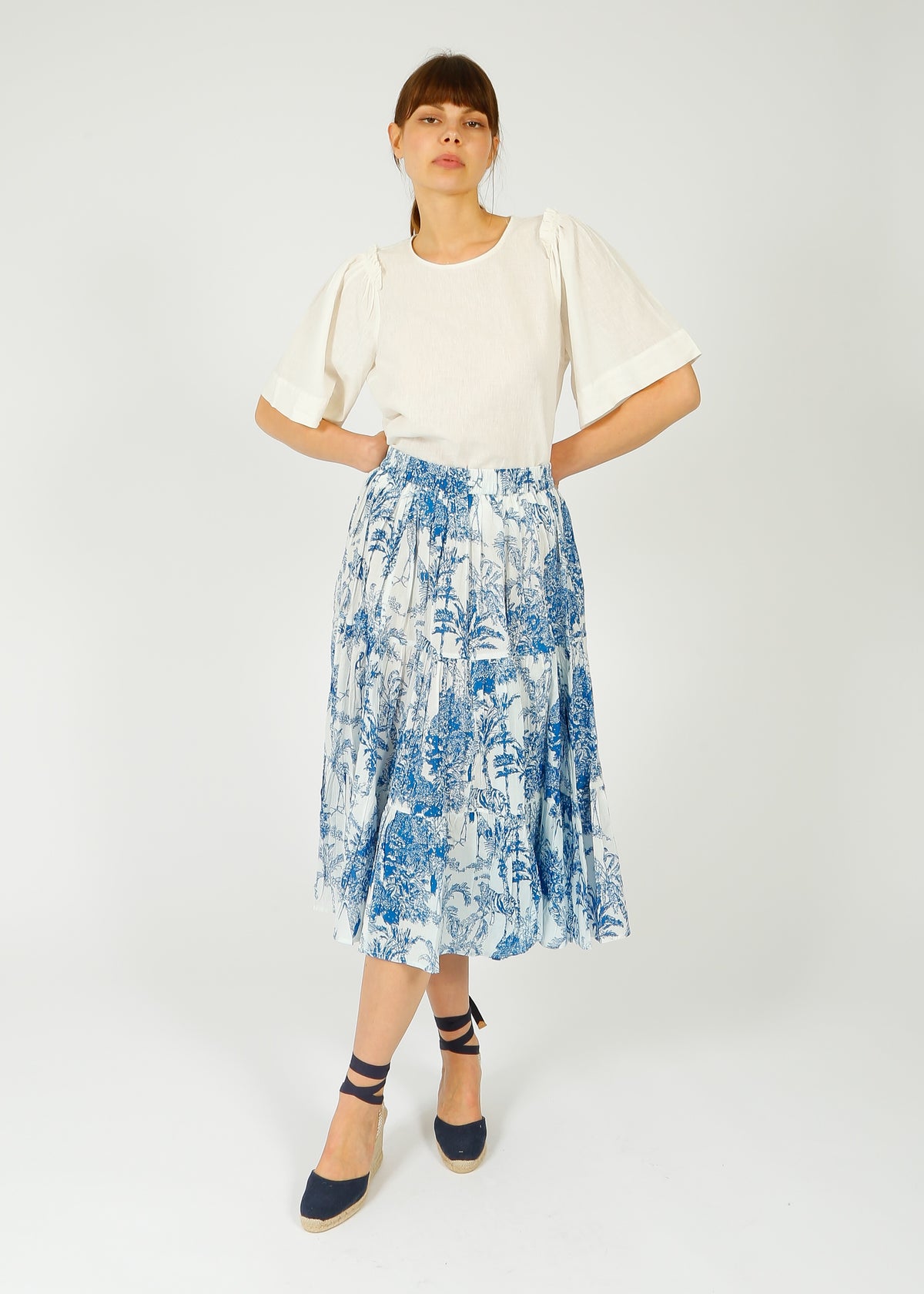 DREAM Skazen Skirt in Blue Sketch