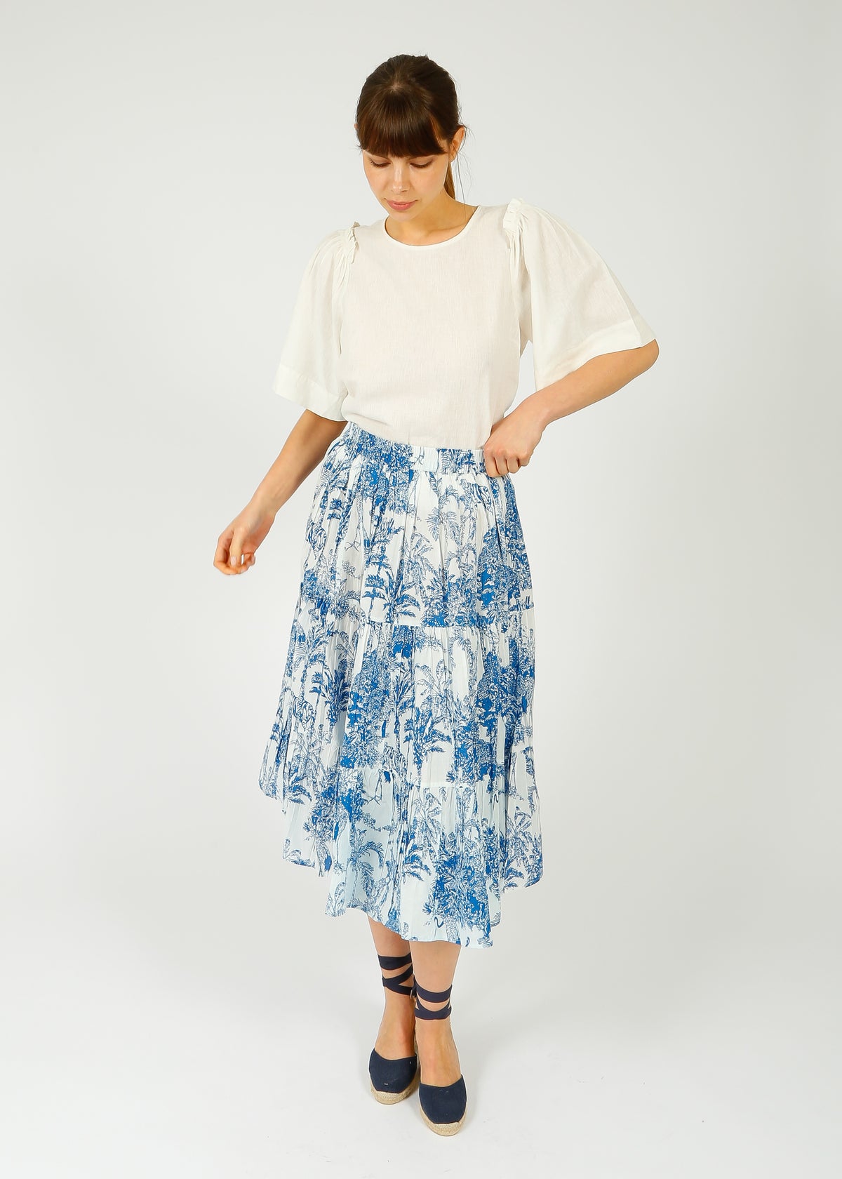 DREAM Skazen Skirt in Blue Sketch