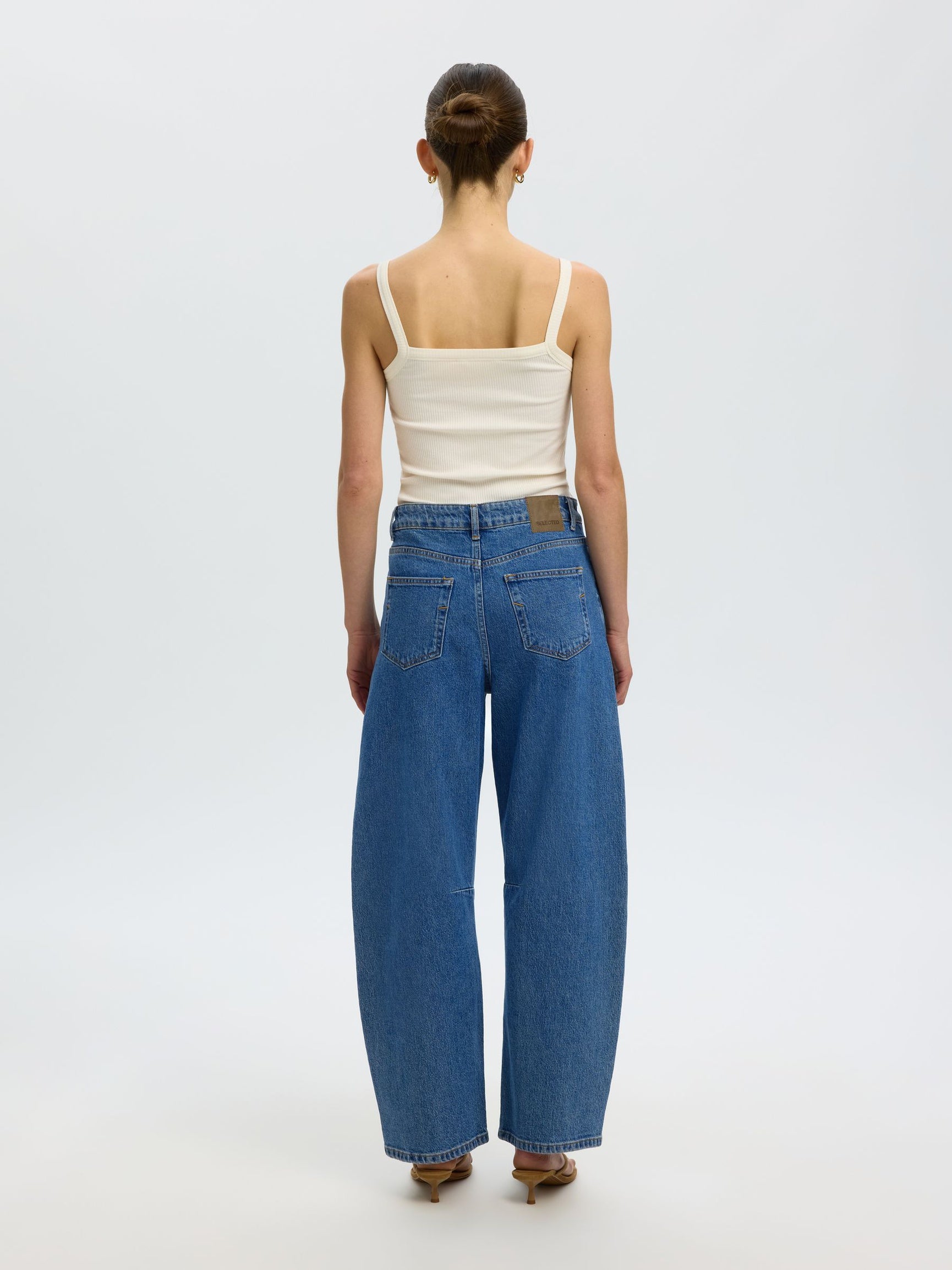SELECTED Bea Kori Barrel Jeans - Medium Blue