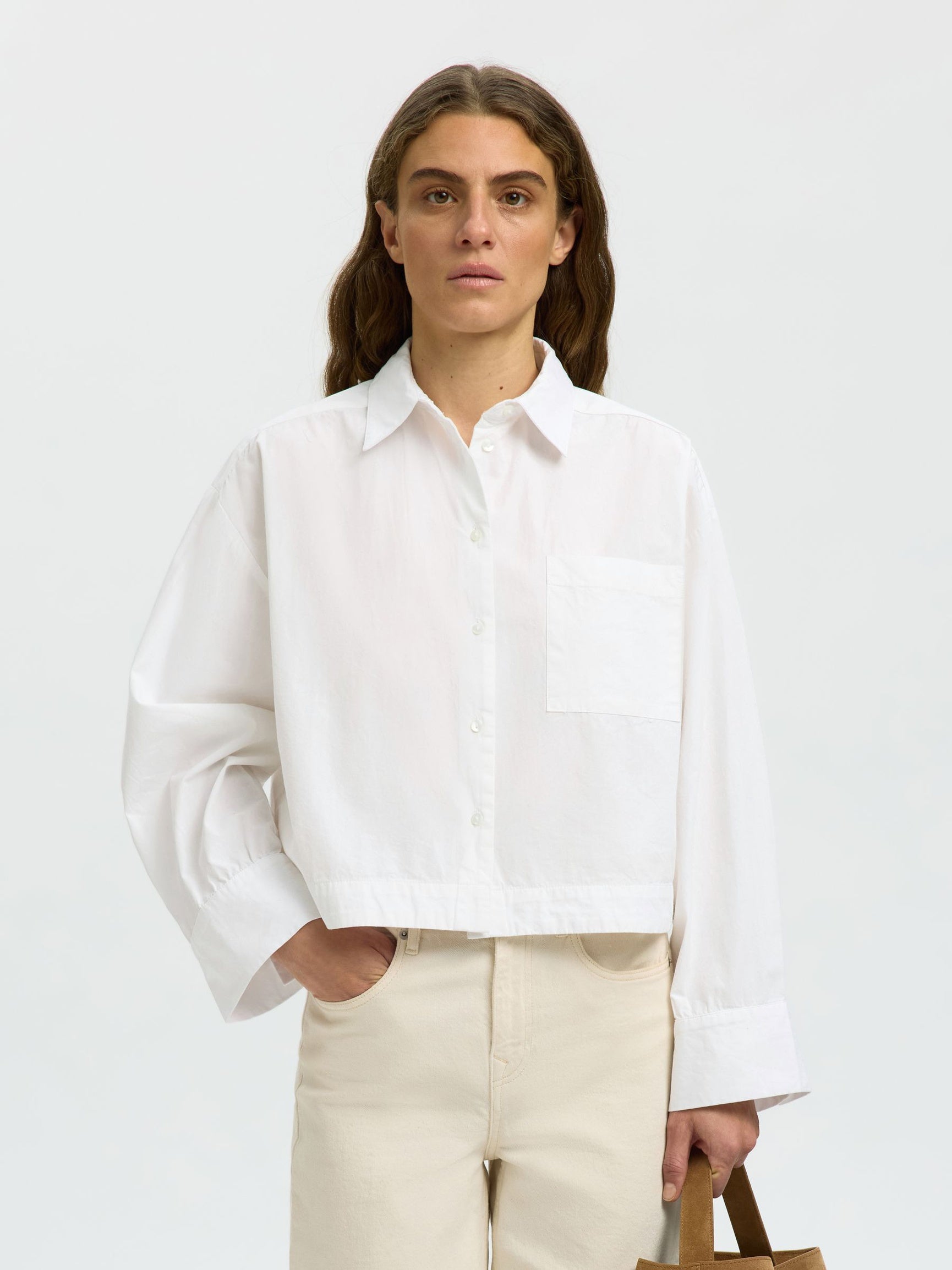 SELECTED Delia Relaxed LS Cropped Shirt in Bright White