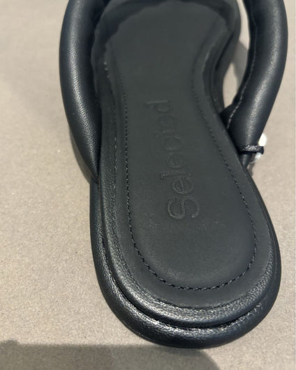 SELECTED Freja Flip Flop in Black