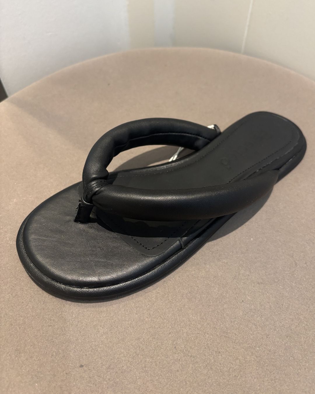 SELECTED Freja Flip Flop in Black