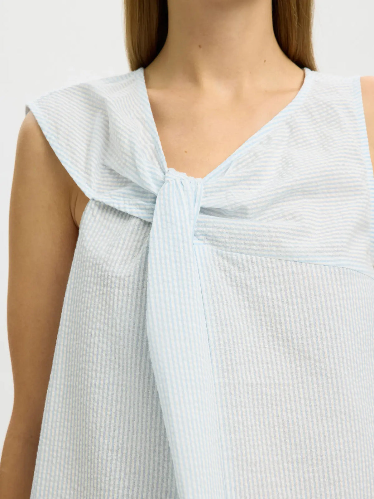 SELECTED Hannah SL Twist Top in Cashmere Blue Stripes