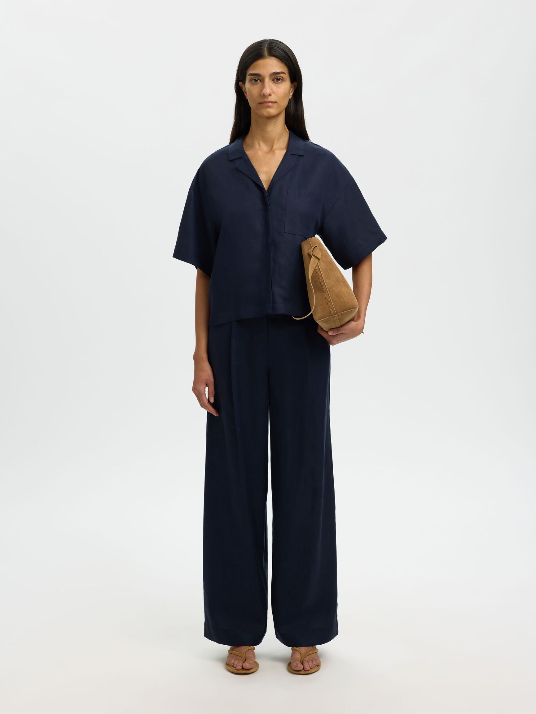 SELECTED Lyra Wide Linen Pant in Dk Sapphire, front image
