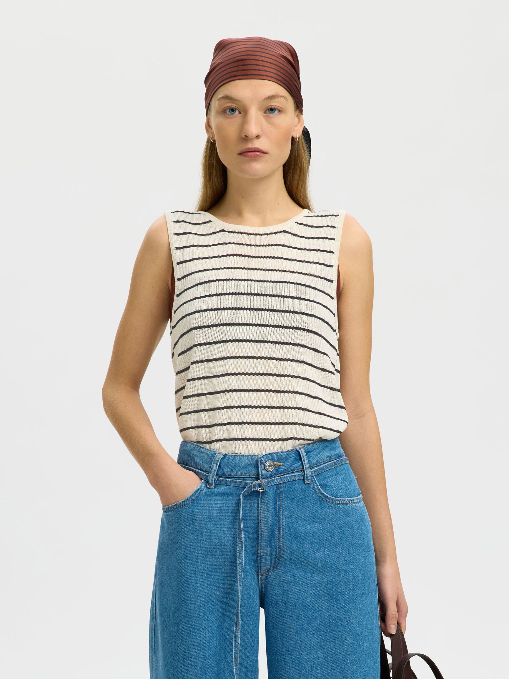 SELECTED Moon Sleeveless Knit Top – Birch & Black