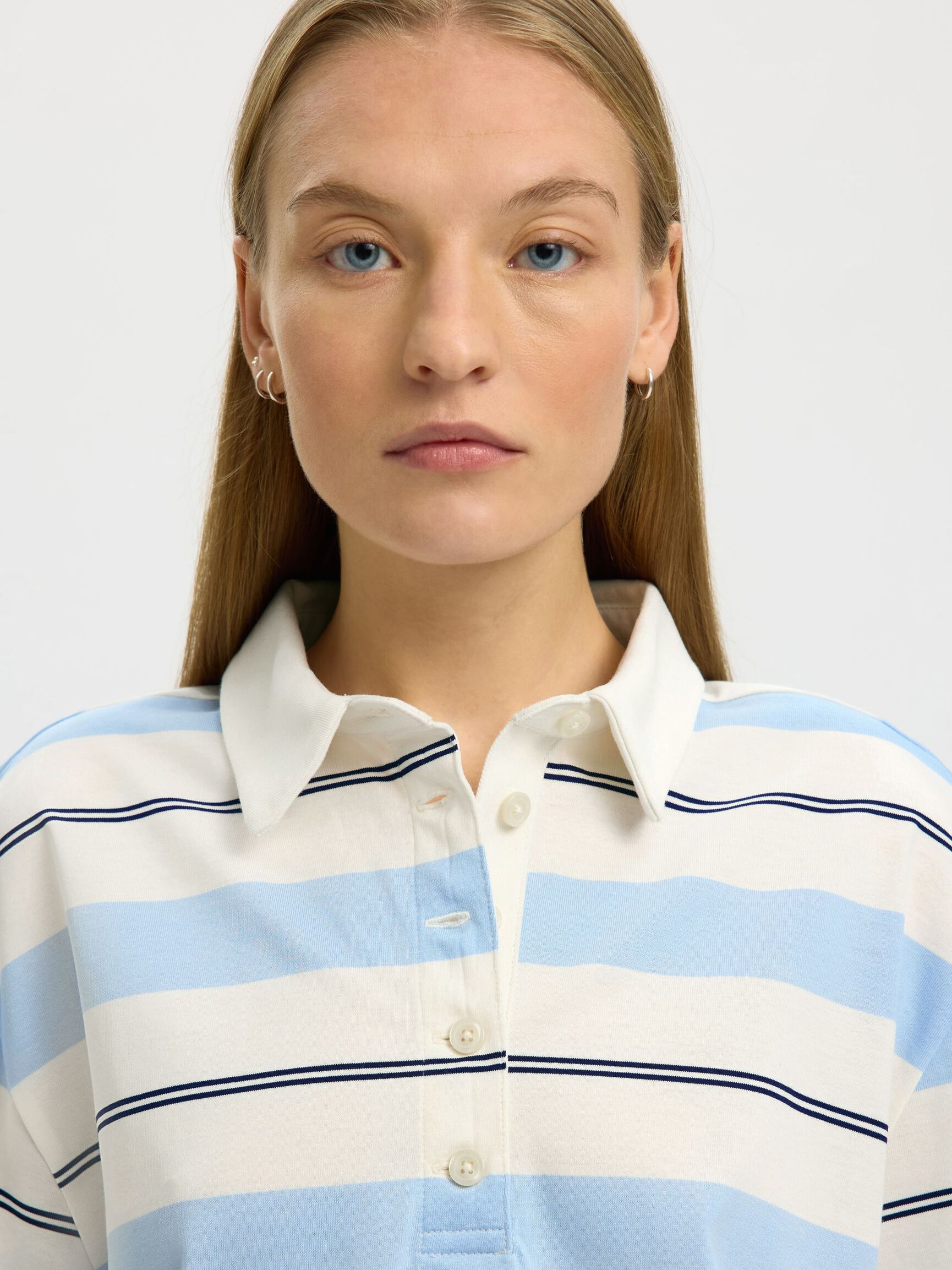 SELECTED Relaxed Mellie Polo in Egret, Cashmere Blue