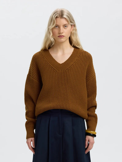SELECTED Selma V Neck Knit - Monks Robe
