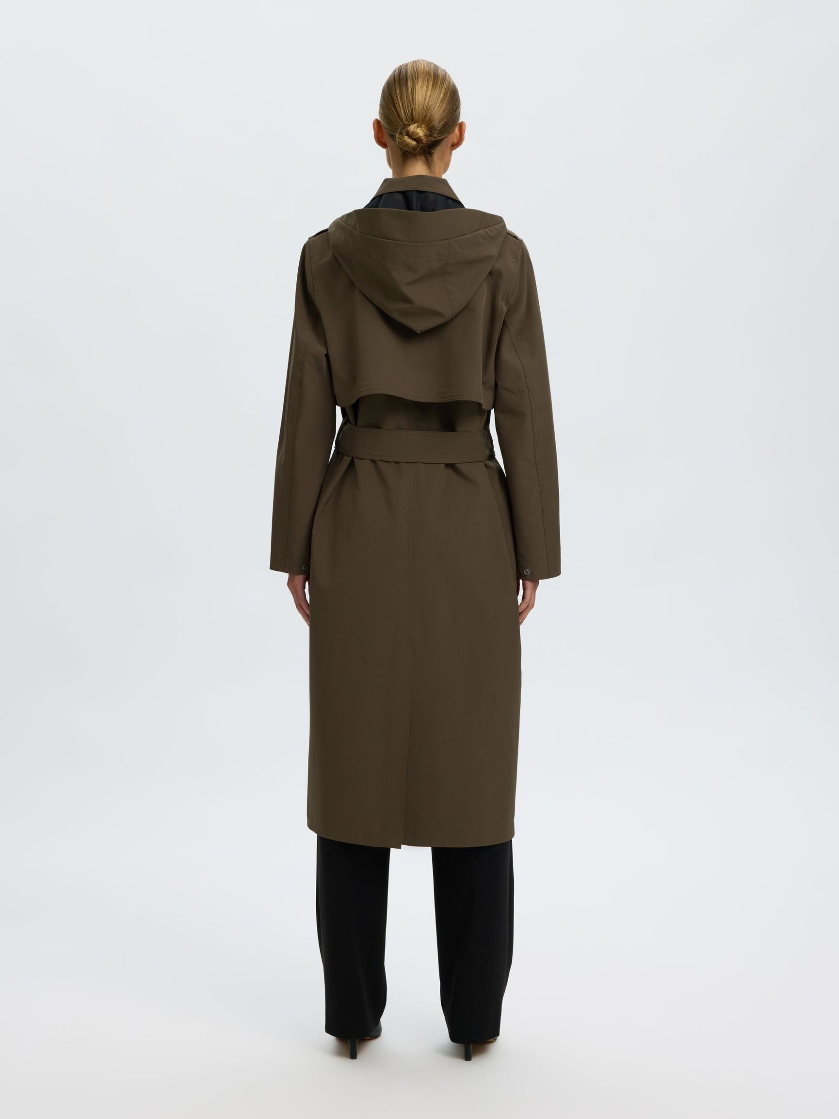 SELECTED Tech Trenchcoat - Grape Leaf