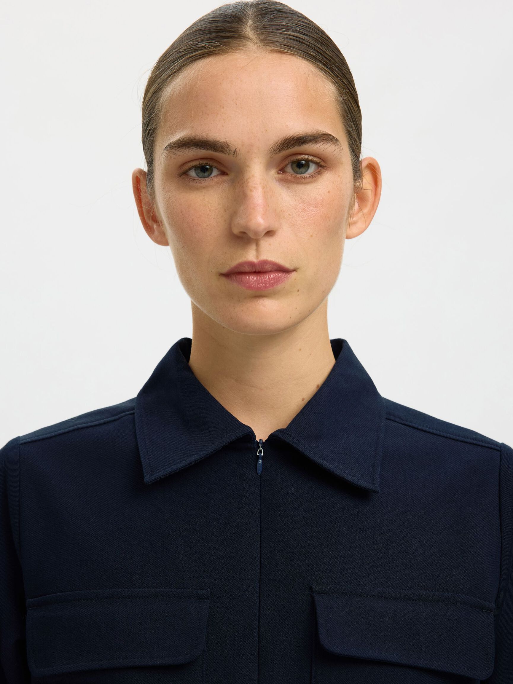SELECTED Tora Slim SS Zip Shirt in Dk Sapphire
