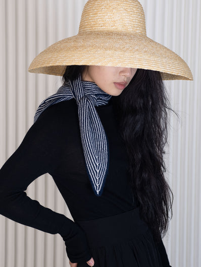 Oats & Rice Sailor Cashmere Neck Tie in Navy