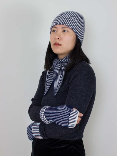 Oats & Rice Sailor Cashmere Neck Tie in Navy