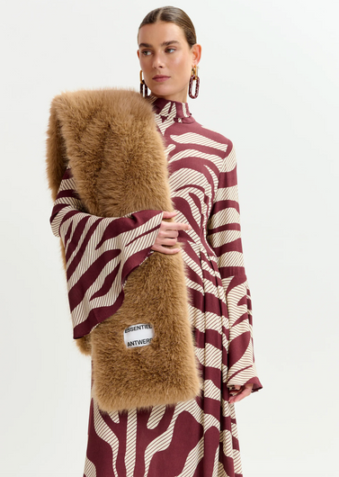 Essentiel Antwerp Iscarf Faux Fur Scarf in Beige