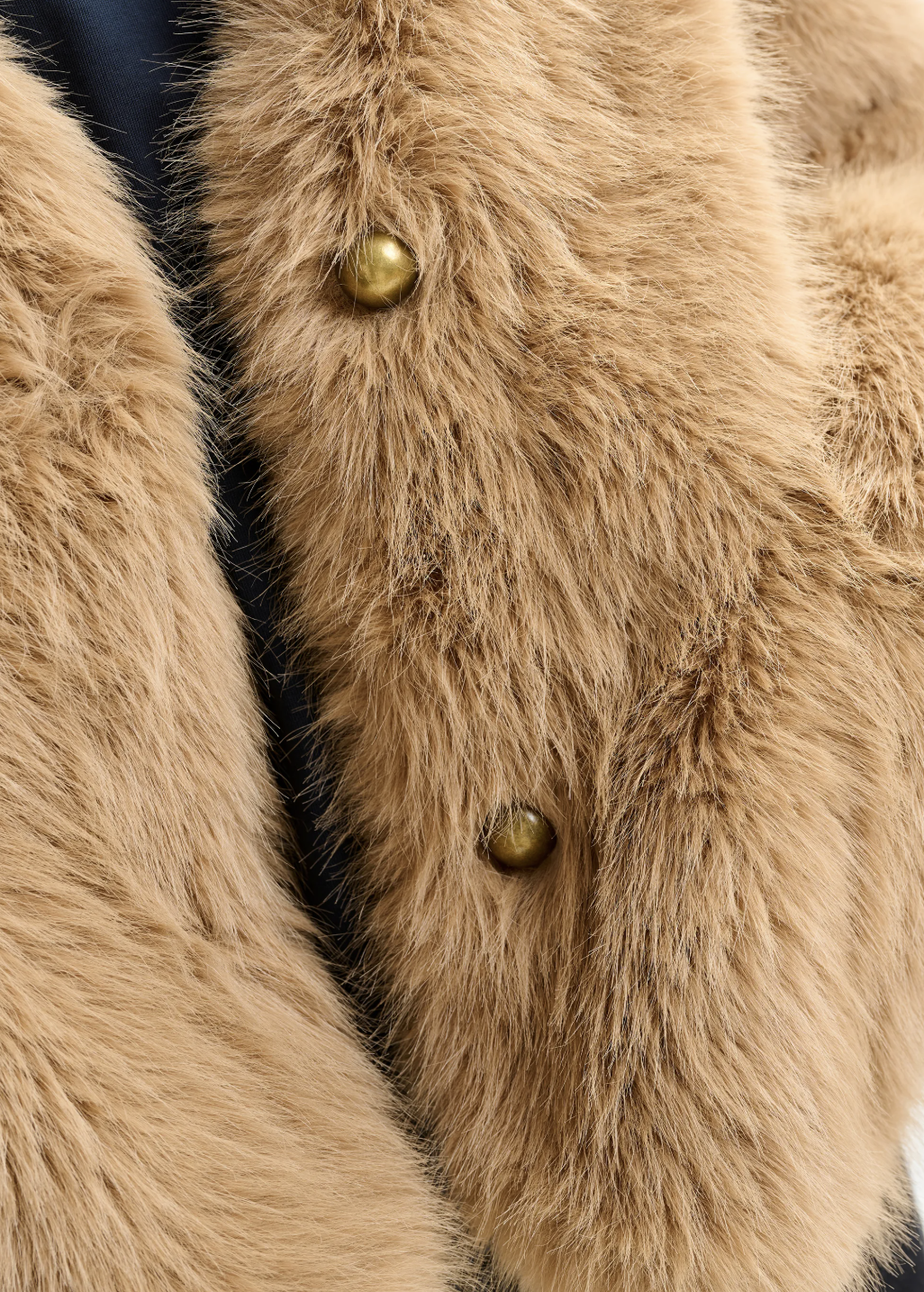 Essentiel Antwerp Ijacket Faux Fur in Beige