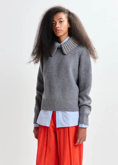 Essentiel Antwerp Jimmer Pullover in Grey