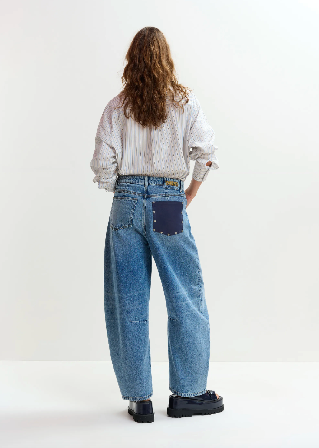 Essentiel Antwerp Jubileum Barrel Leg Jeans
