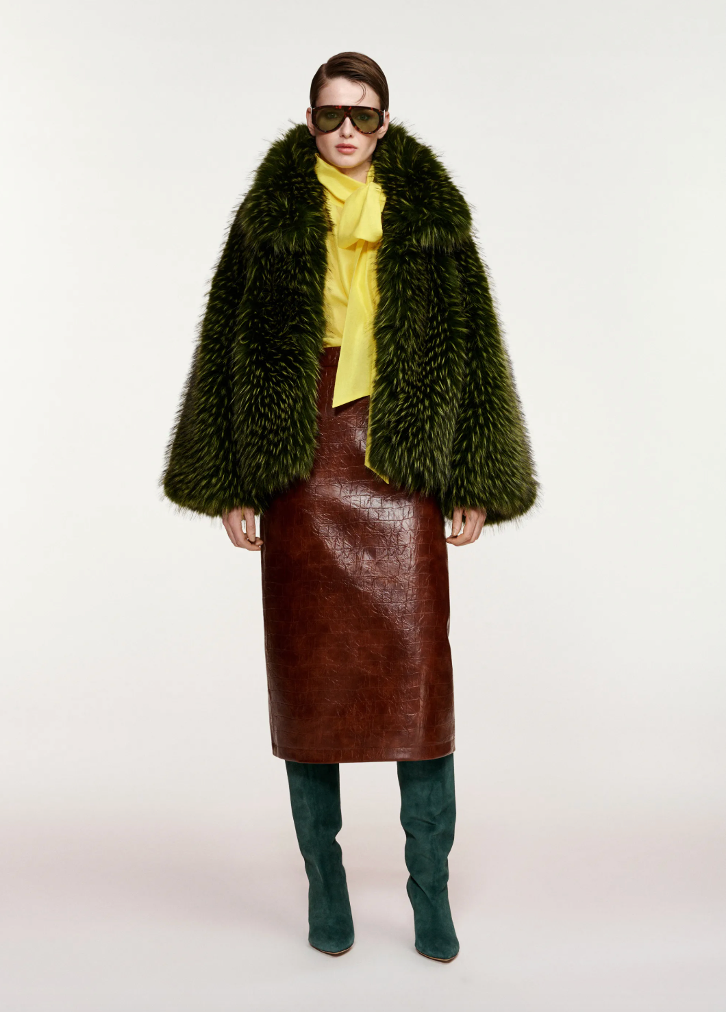 Essentiel Antwerp Kastanje Faux Fur Coat - Forest Whisper