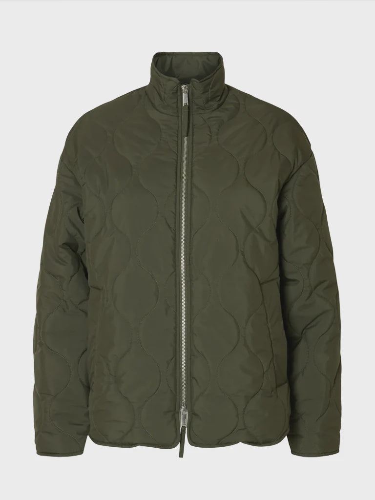 SELECTED Cilla Quilted Jacket in Deep Depths