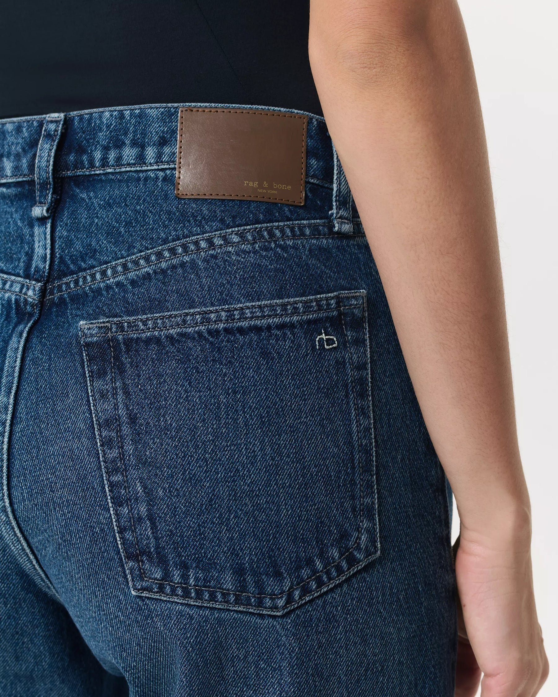 Rag & Bone Shea HR Relaxed Straight in Adeline
