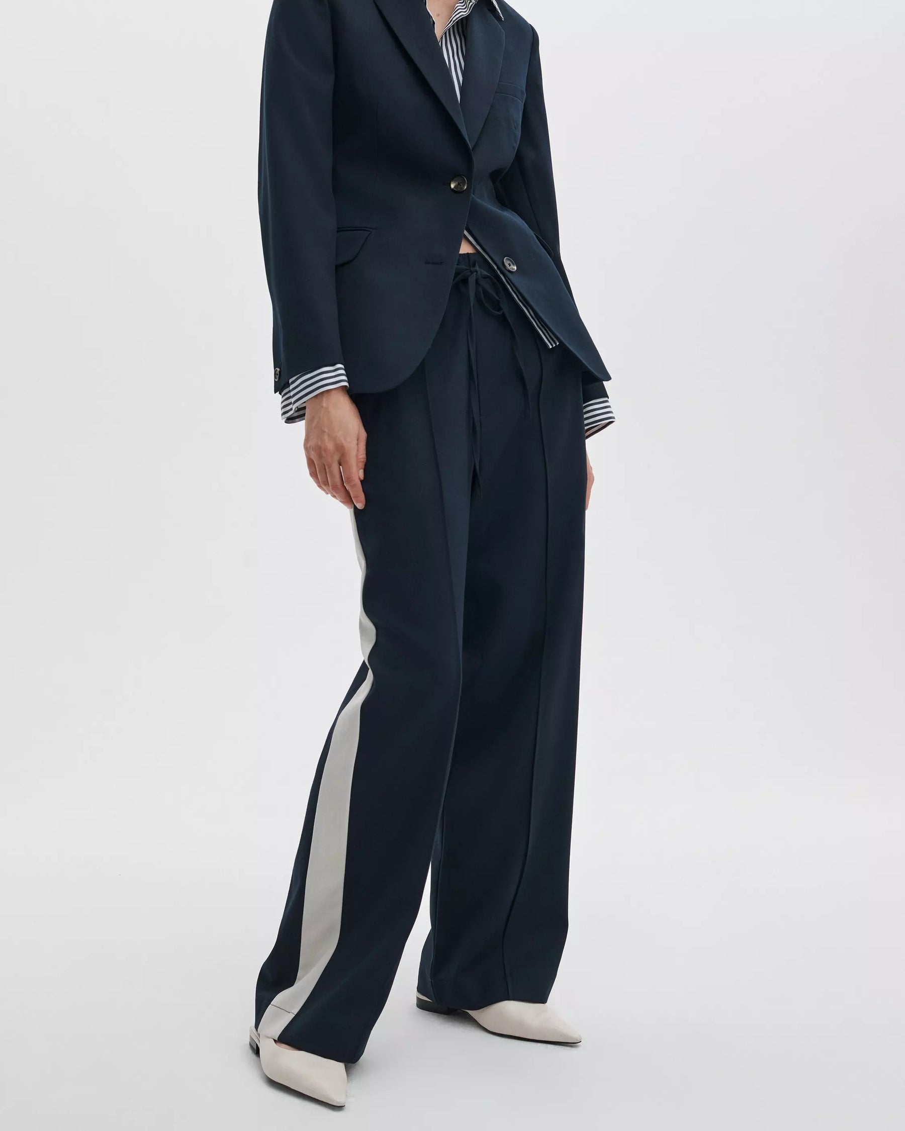 Rag & Bone Siena Wool Side Stripe Pant in Salute