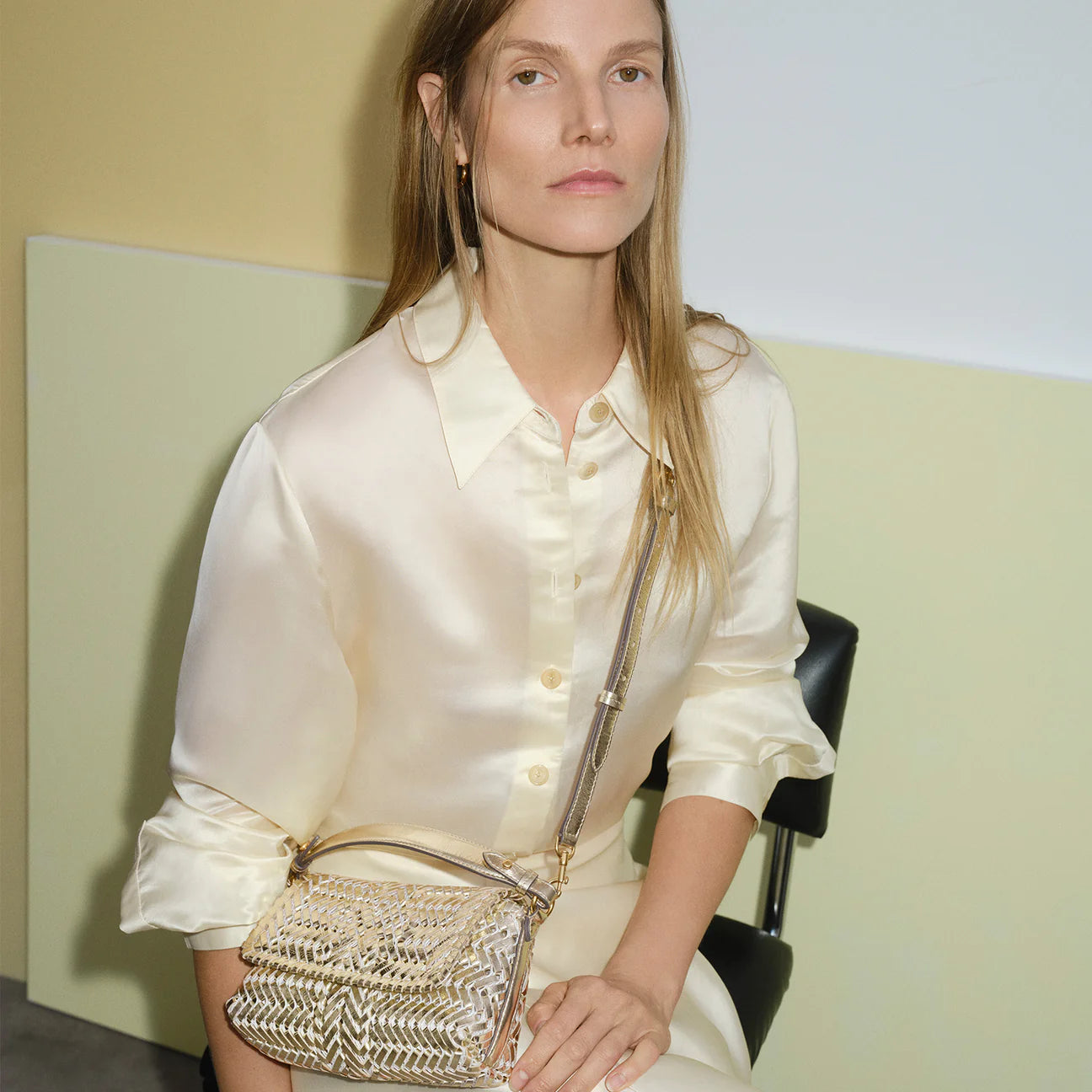 Anya Hindmarch The Neeson Cross Body - Platino