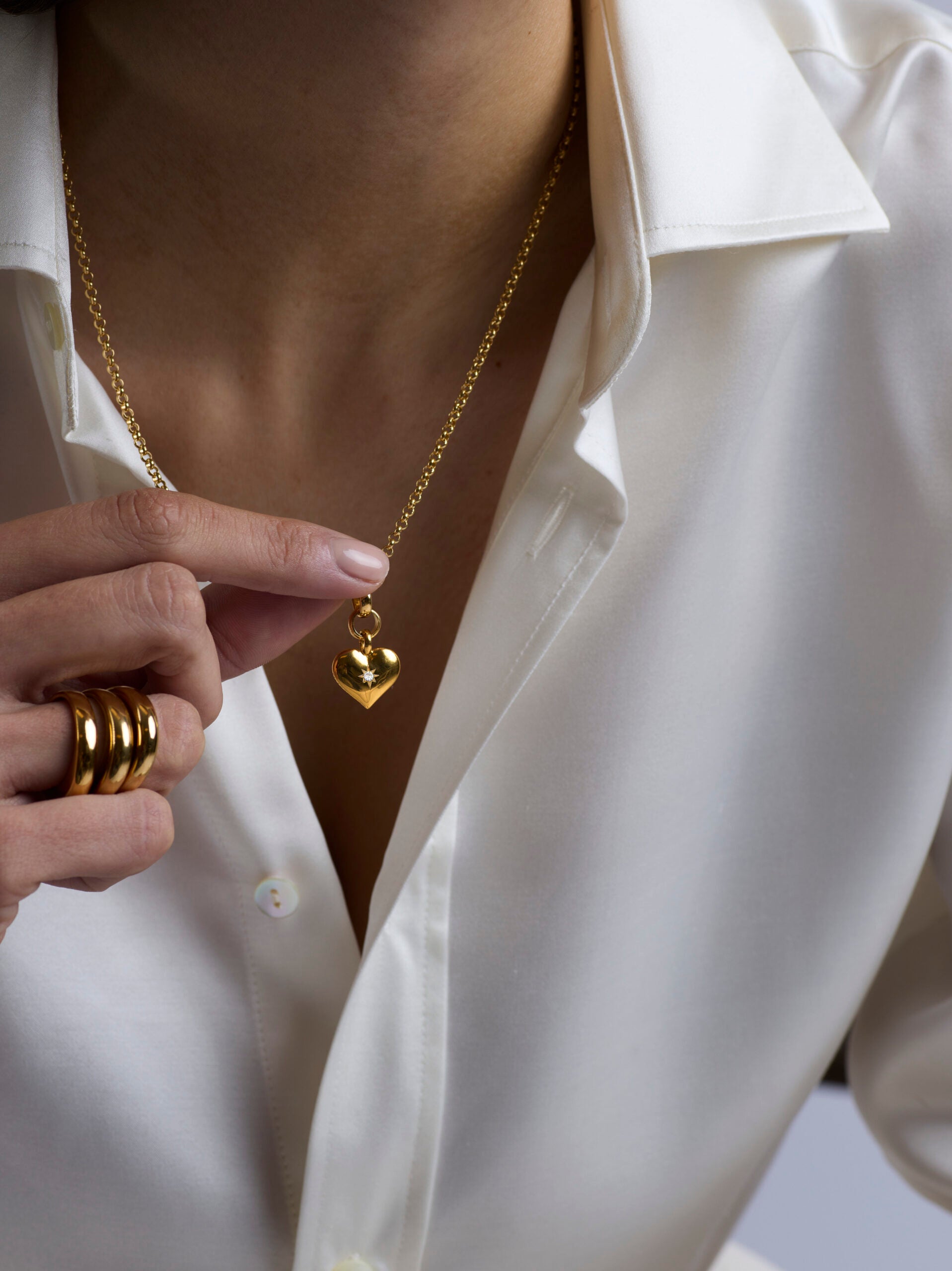 Tilly Sveaas Small Gold Heart on Belcher Chain