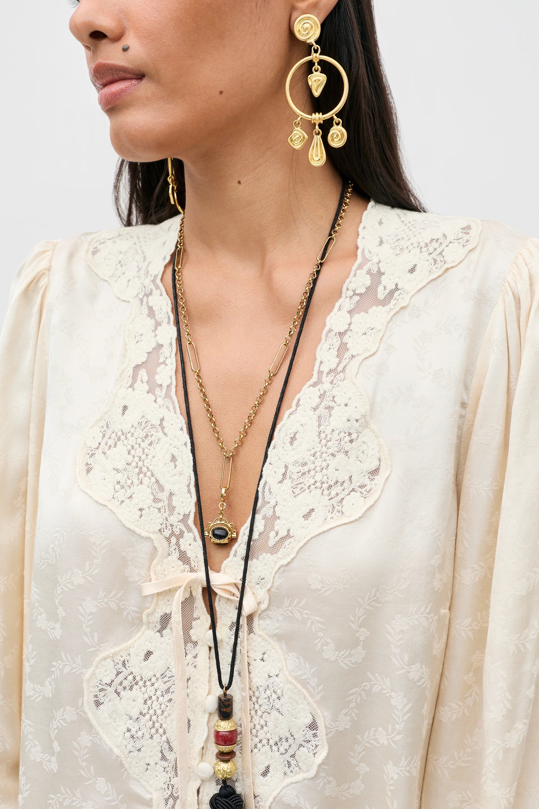 RIXO Tove Top Floral Trail Jacquard - Champagne