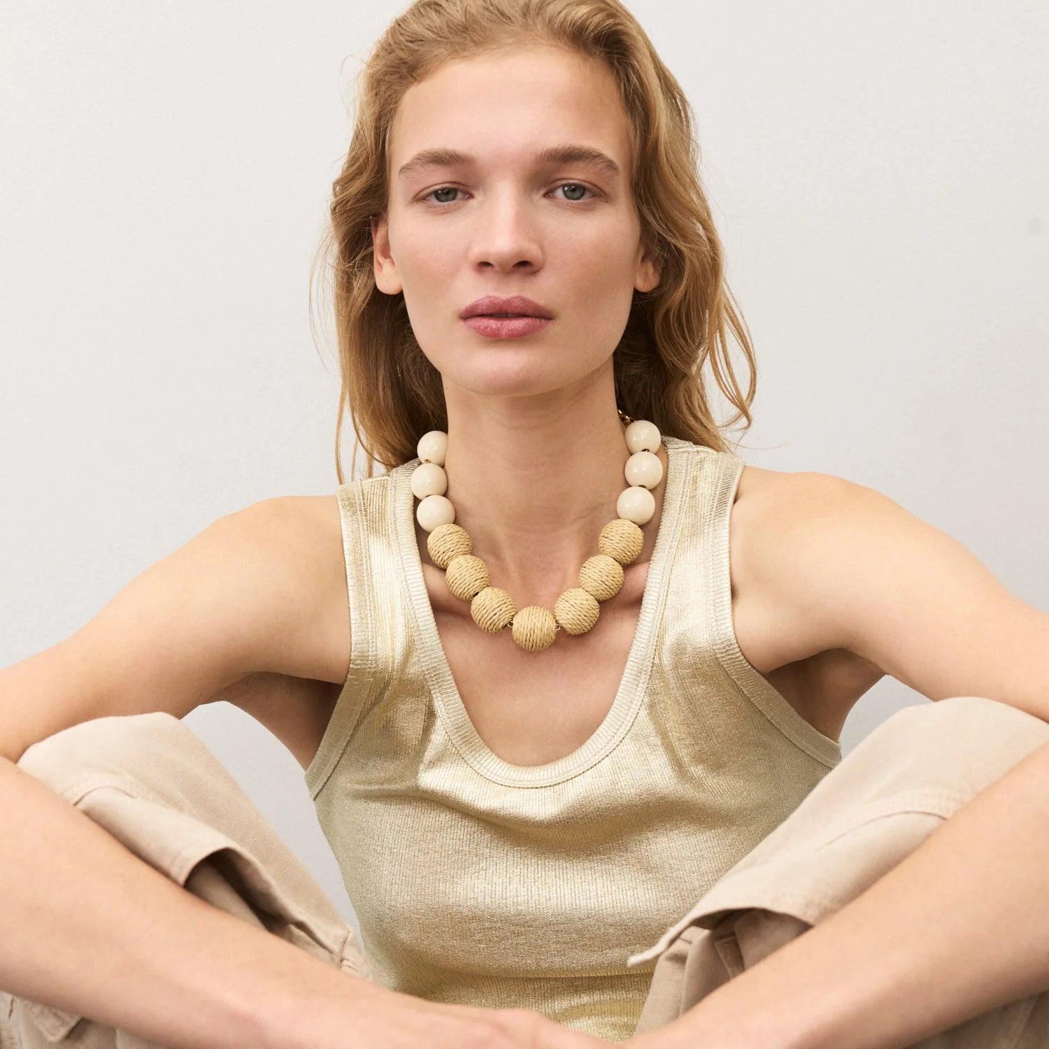 VBARONI Raffia Beads in Natural