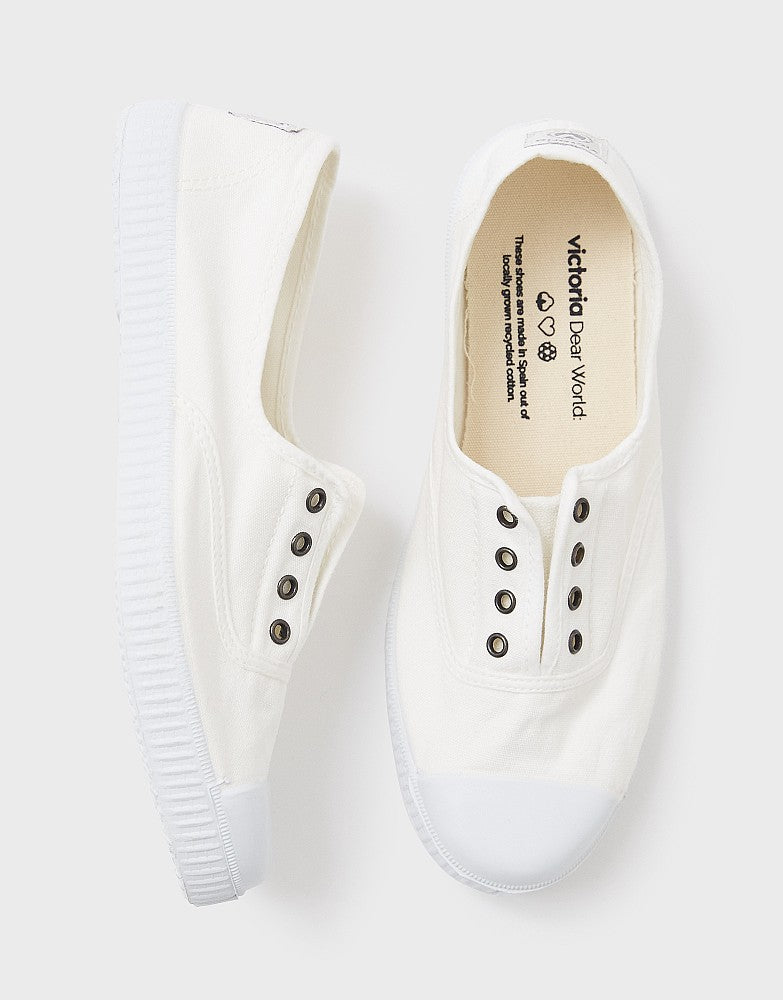 Victoria Plimsoll in Blanco