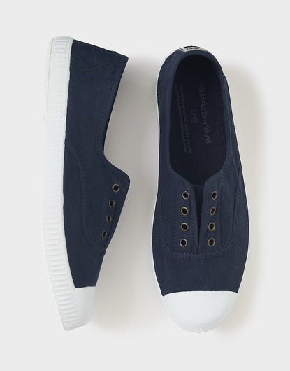 Victoria Plimsoll in Marino
