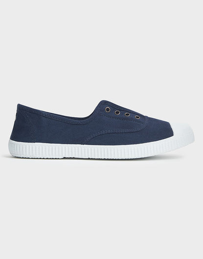 Victoria Plimsoll in Marino