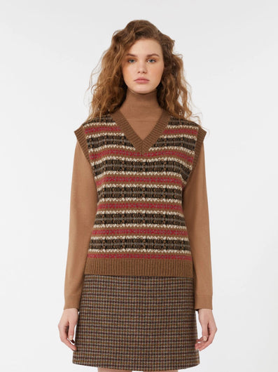 Weekend Max Mara Fleres Jacquard Vest in Camel