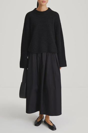 Style In Sorina Skirt in Black