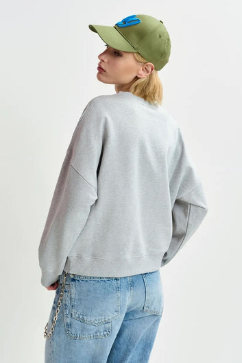 EA Hallumettes Embroidered Sweat in Nimbus Cloud