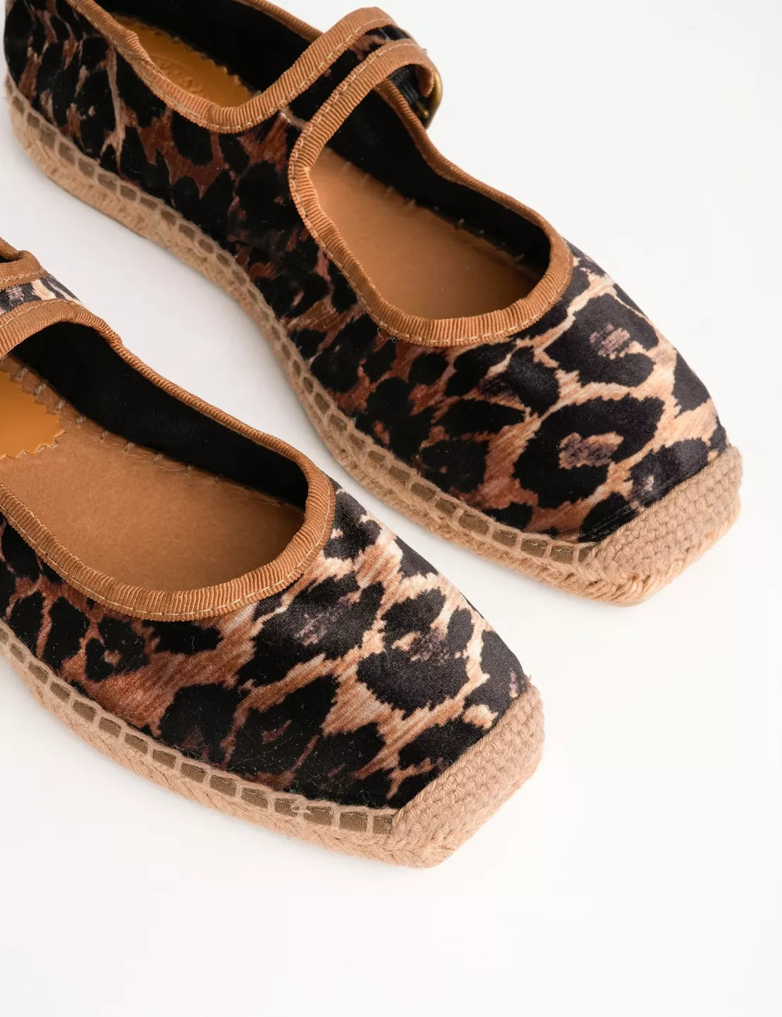 Penelope Chilvers Flora Velvet Espadrille in Leopard