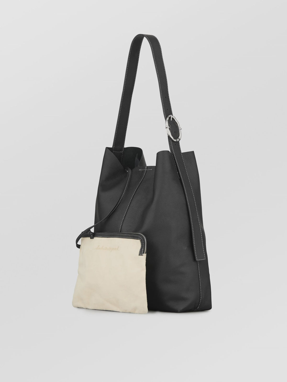 Becksondergaard Grain Mae Buckle Bag in Black