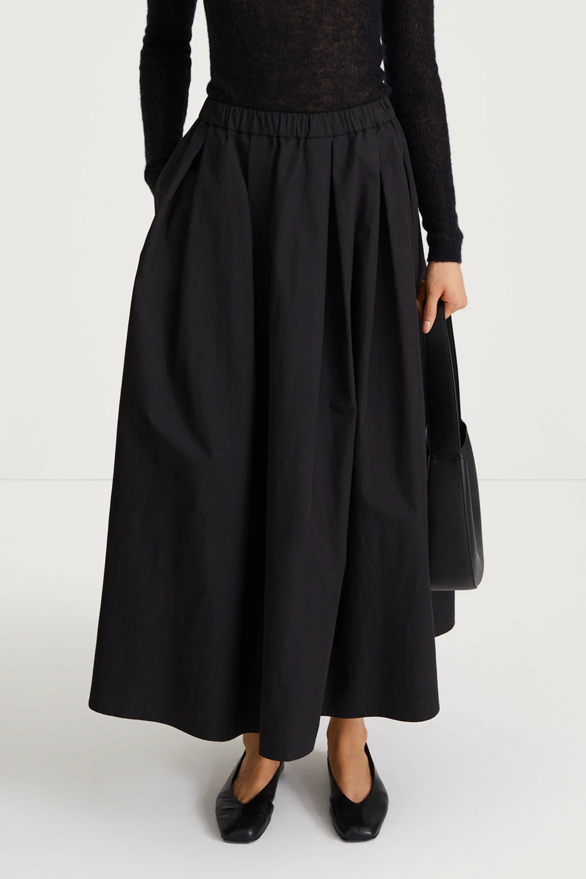StyleIn Sorina Skirt in Black – shopatanna