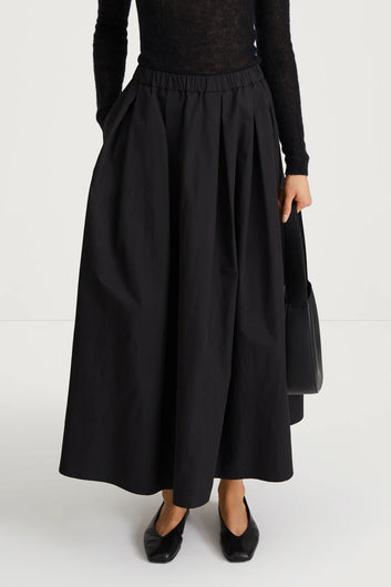 Style In Sorina Skirt in Black