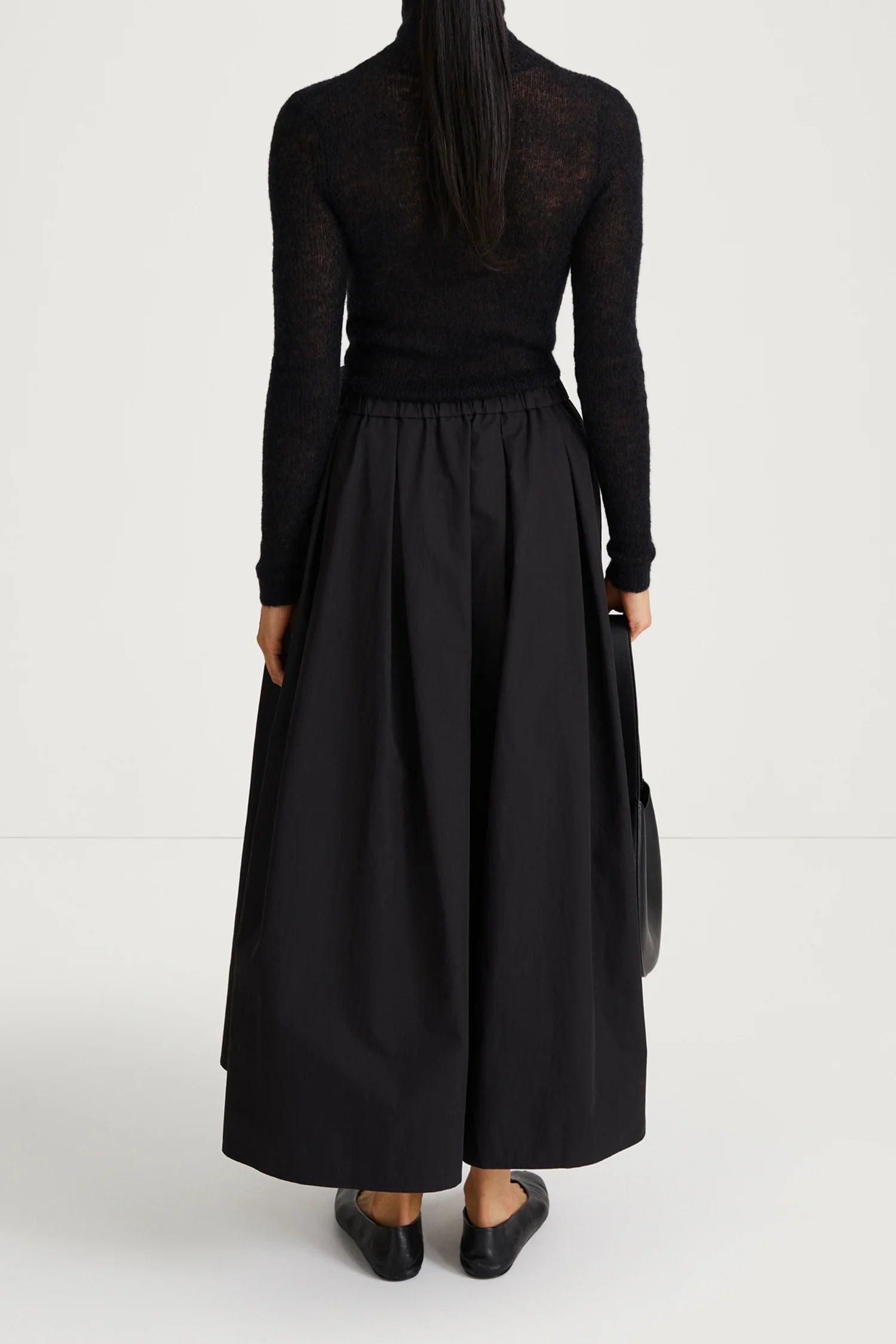 Style In Sorina Skirt in Black